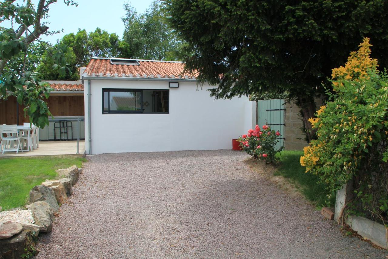 Maison Ti Havre Avec Jardin Prive Dans Village De Pecheurs A Brem Sur Mer ! Exterior photo
